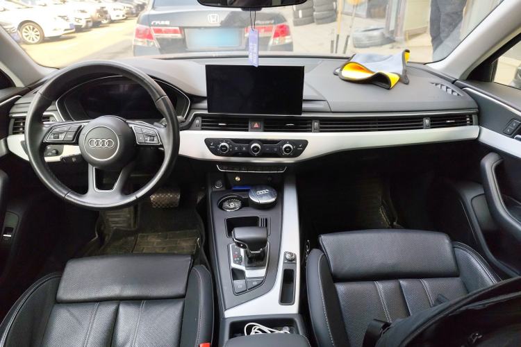 Used Audi A4L 2022 40 TFSI Fashion Dynamic Model
