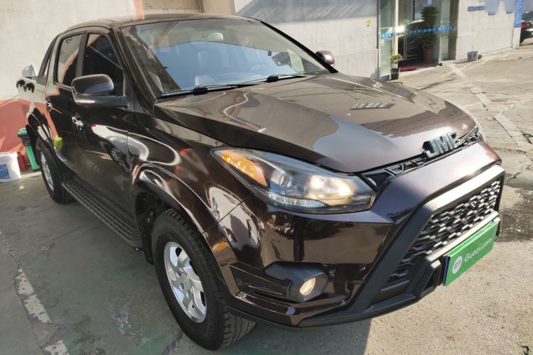 Used JMC Yuhu 5 2018 2.4T Classic Edition Diesel Manual 4x4 Luxury Version JX4D24A5L
