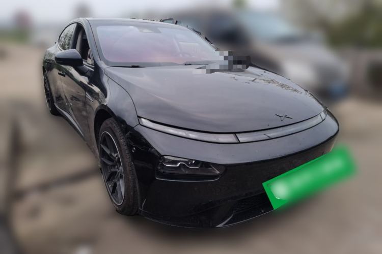 Used XPeng P7 2022 670N+ Front Right 45 Deg