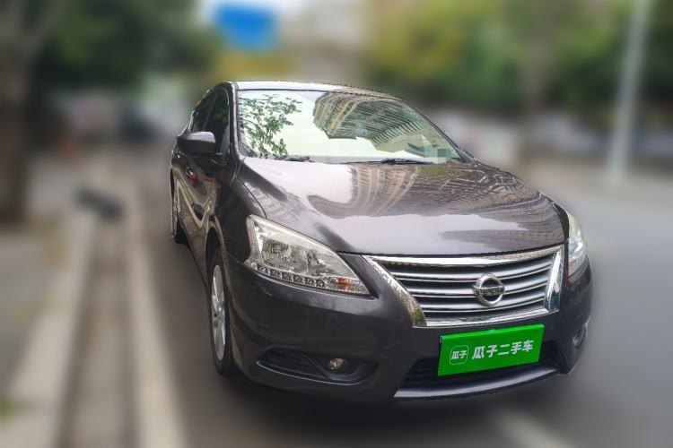 Used Nissan Sylphy 2014 1.6XV CVT Deluxe Edition Front Right 45 Deg