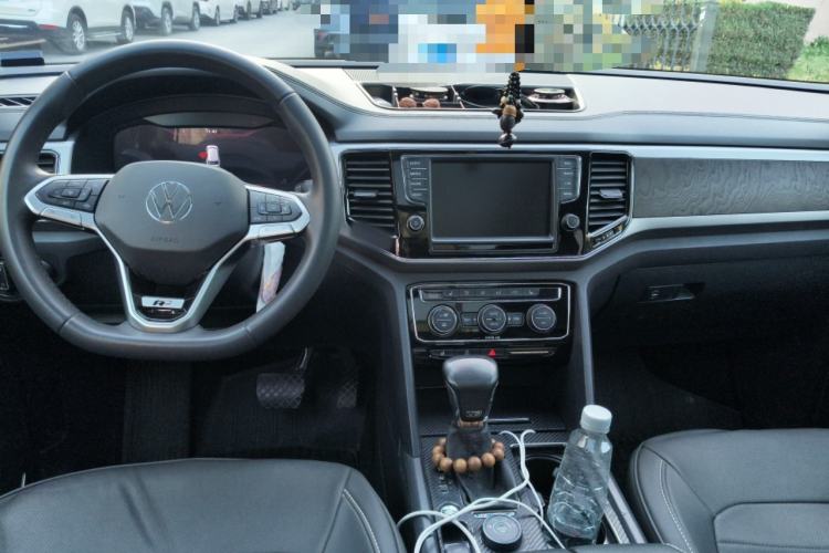 Used Volkswagen Teramont 2017 380TSI Four-Wheel Drive Flagship Edition Center Console