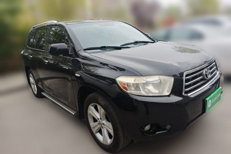 Used Toyota Highlander 2009 2.7L Two-Wheel Drive 7-Seater Supreme Edition Front Right 45 Deg