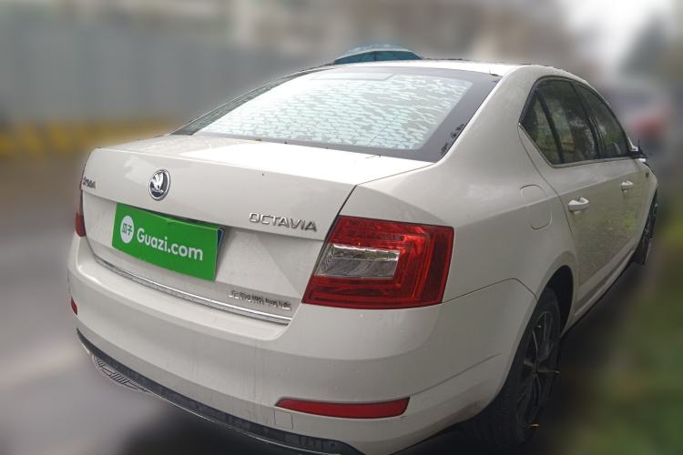 Used Skoda Octavia 2017 1.6L Automatic Smart Drive Edition
