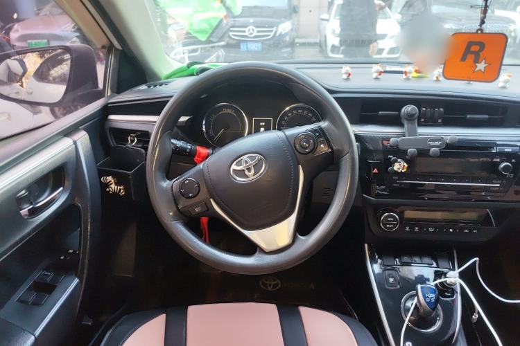 Used Toyota Levin 2016 Dual-Engine 1.8H GS E-CVT Elite Model with Sunroof Steering Wheel