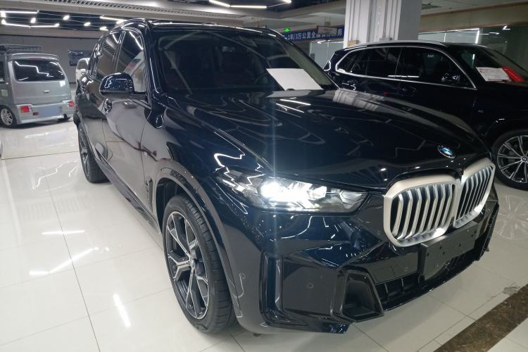 Used BMW X5 2023 xDrive 30Li Luxury M Sport Night Edition Package