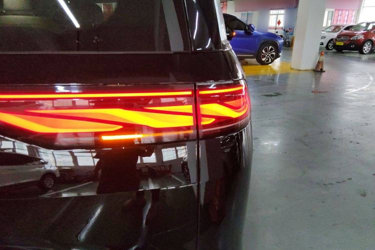 Used BYD Xia 2025 DM-i 1.5T 180km Beyond Edition
