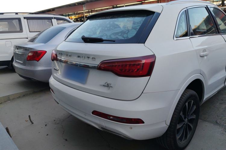 Used Zotye SR7 2016 1.5T Manual Cube Heart Edition China IV Standard
