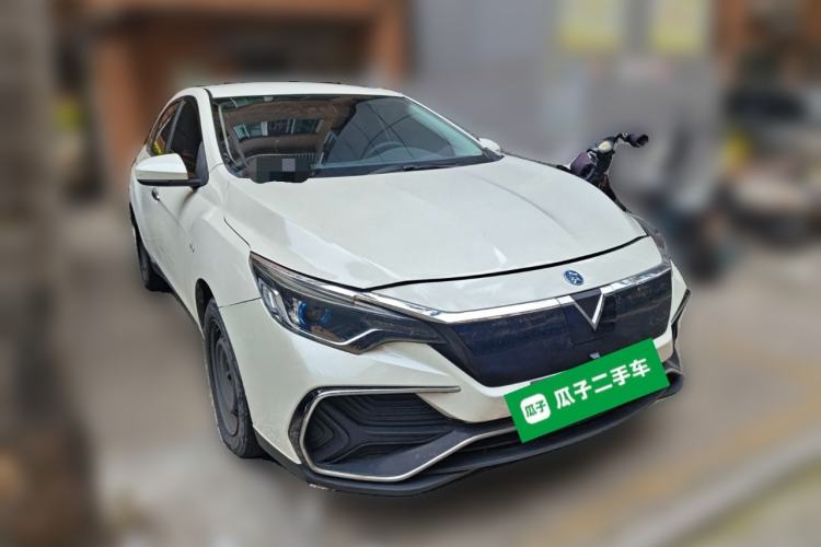 Used Venucia D60EV 2020 Standard Range Smart Drive Edition Front Right 45 Deg