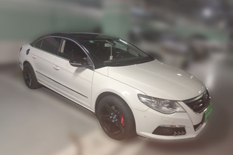 Used Volkswagen FAW-Volkswagen CC 2010 2.0 TSI Ultimate Edition Front Right 45 Deg