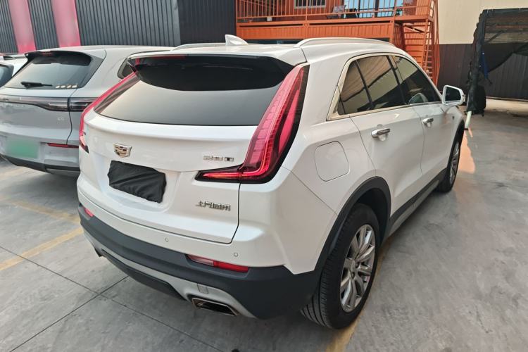 Used Cadillac XT4 2018 28T Two-Wheel Drive Leading Version Rear Right 45 Deg