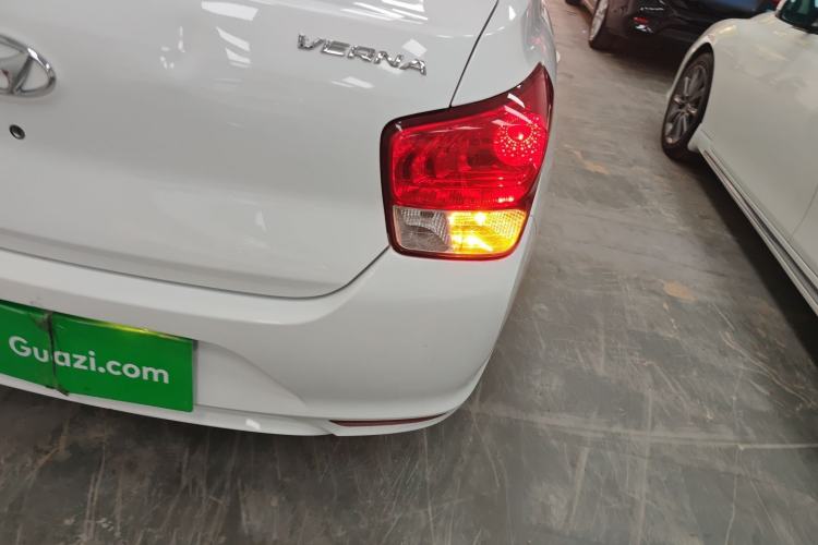 Used Hyundai Verna (older generation) 2017 1.4L Manual Refreshed Version China V Standard Right Rear Taillight