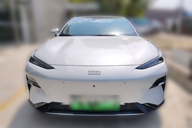 Used Geely Galaxy E8 2025 700 km Long-Range Intelligent Driving Version Front