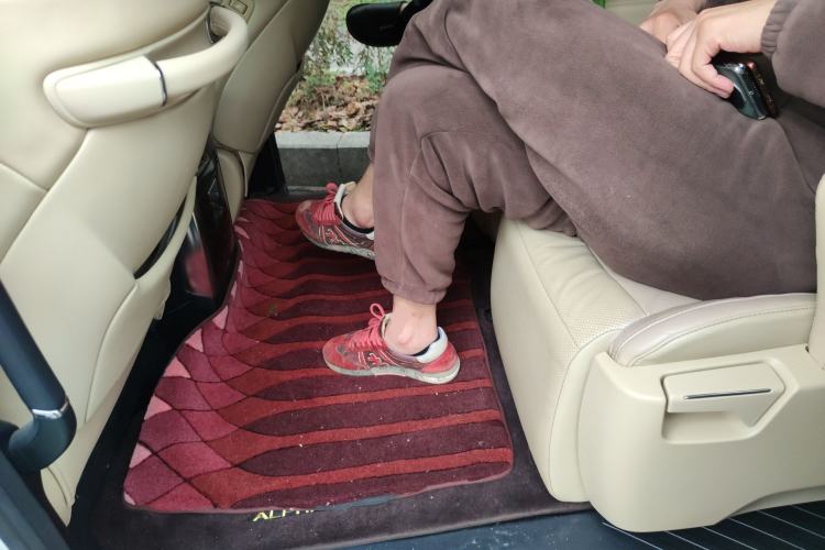 Used Toyota Alphard 2018 Revised Version 3.5L Luxury Edition Left Rear Seat