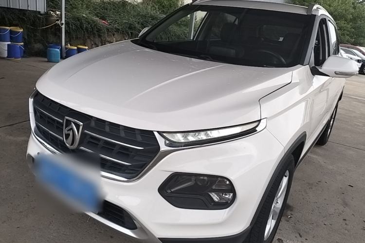Used Baojun 510 2017 1.5L Manual Fashion Model