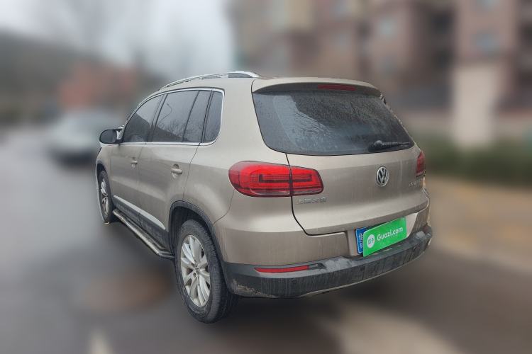 Used Volkswagen Tiguan 2015 1.8TSI Automatic Two-Wheel Drive Luxury Model Rear Left 45 Deg
