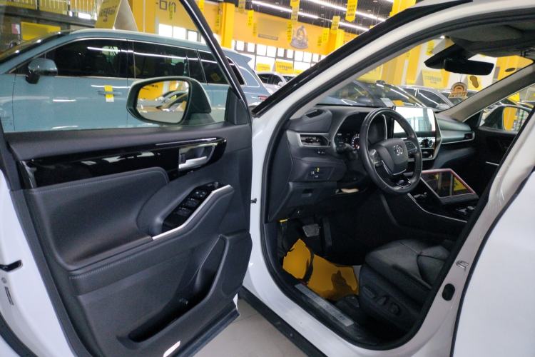 Used Toyota Highlander 2022 380T Four-Wheel Drive Prestige Edition 7-Seater Interior 3