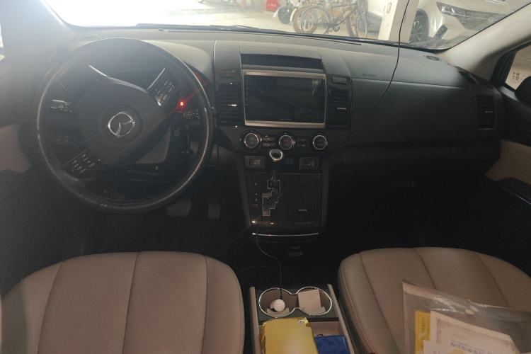 Used Mazda 8 2015 2.5L Flagship Edition Center Console