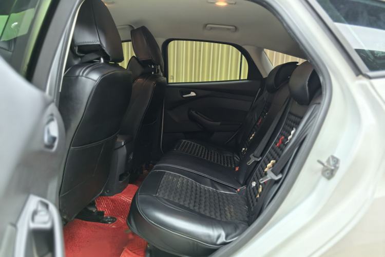 Used Ford Focus 2018 Hatchback Classic 1.6L Automatic Comfort Plus SmartDrive Edition
