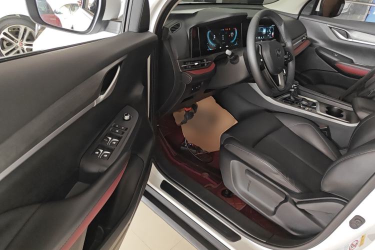 Used CHANGAN CS55PLUS 2020 1.5T Automatic Colorful Model Driver Seat