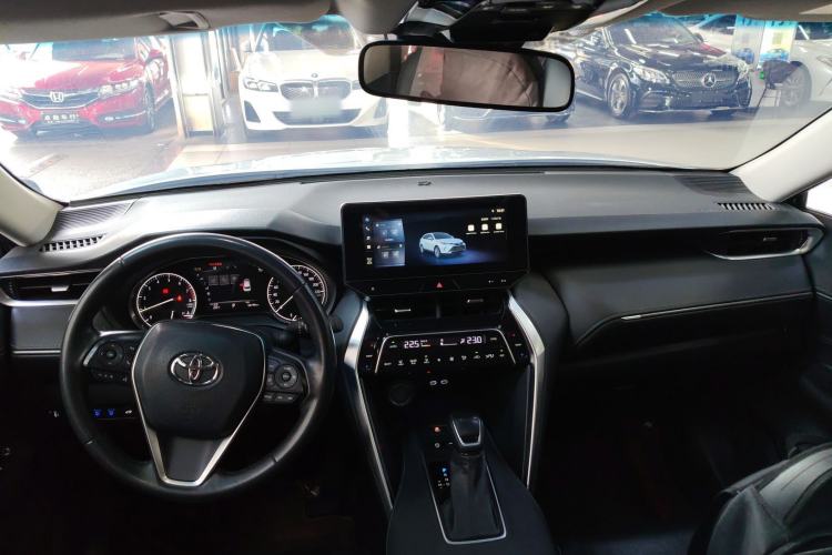 Used Toyota Harrier 2023 2.0L CVT Two-Wheel Drive Entry Version
