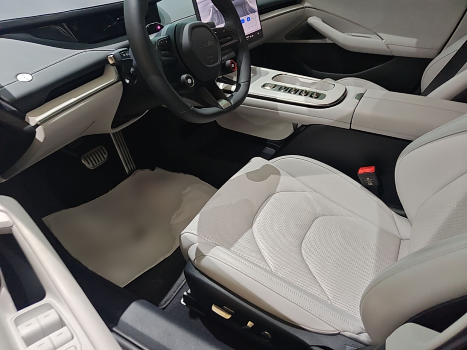 Xiaomi Auto SU7 2024 Four-Wheel Drive Ultra-Long Range Advanced Intelligent Driving Max Edition — снимка 17