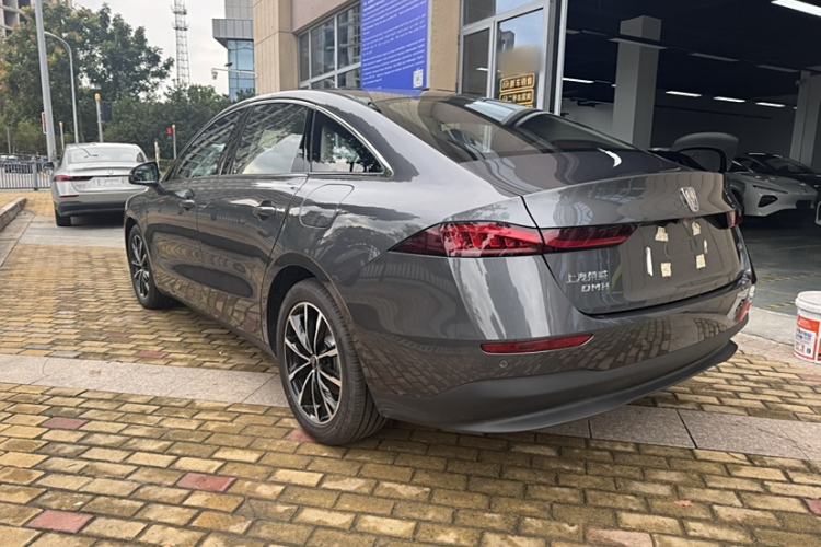 Used Roewe D7 2025 DMH 125km World Champion Edition
