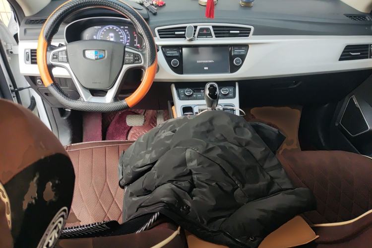 Used Geely Auto Emgrand X7 Sport 2018 1.8TD Automatic Two-Wheel Drive Smart Connect 4G Internet Edition