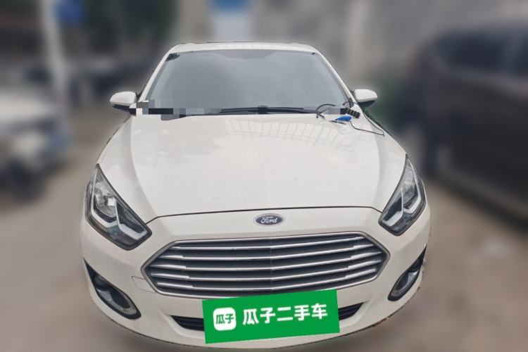 Used Ford Escort 2015 1.5L Automatic Fashion Model Front