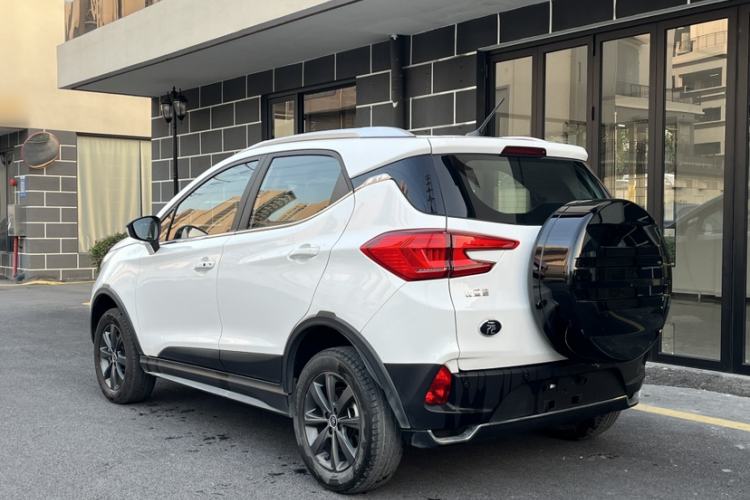 Used BYD Yuan New Energy 2019 EV360 Smart Connect Enjoyment Model