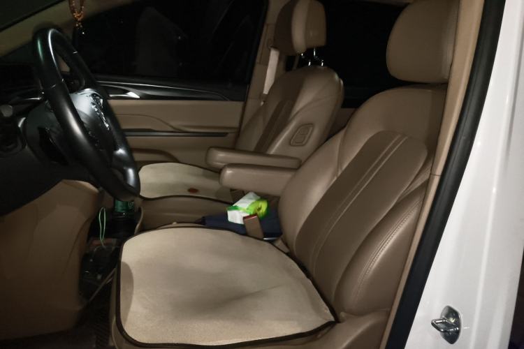 Used Buick GL8 2021 ES Land Cruiser 653T Luxury Edition