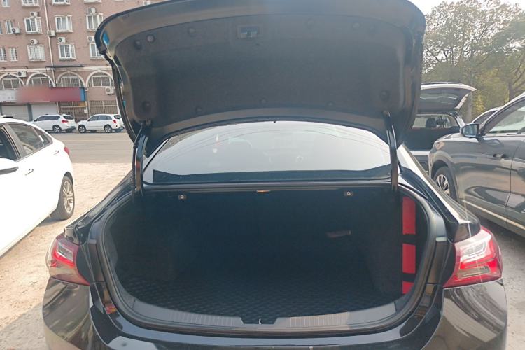 Used Chevrolet Malibu XL 2023 1.5T Sharp Edition Trunk