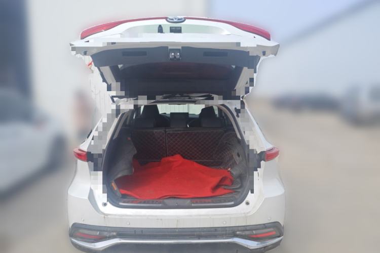 Used Toyota Harrier 2022 2.0L CVT Two-Wheel Drive Luxury Edition