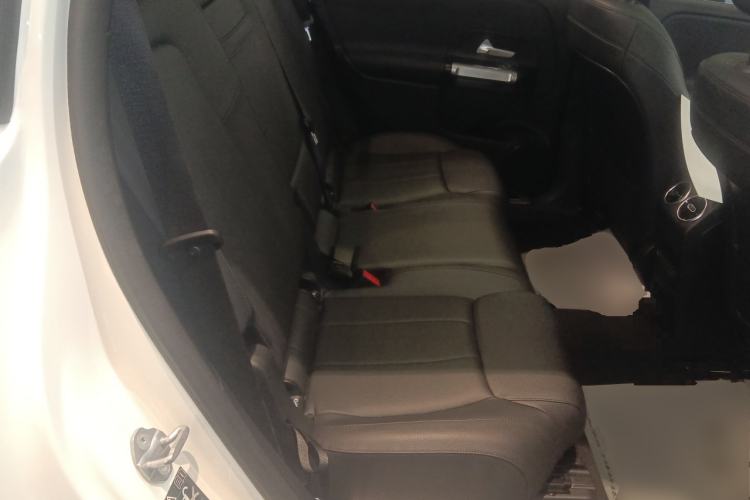 Used Mercedes-Benz GLB 2021 GLB 200 Fashion Model Left Rear Seat