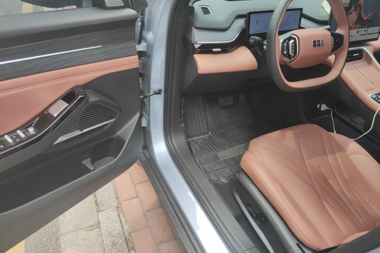 Used Geely Galaxy L6 2025 EM-i 140km Starship Edition
