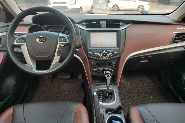 Used BYD G5 2014 1.5TID Automatic Prestige Model