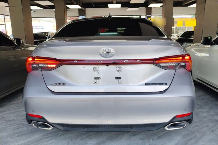 Used Toyota Avalon 2023 2.5L Touring Premium Edition
