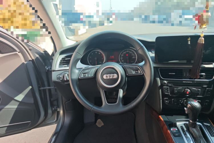 Used Audi A4L 2011 2.0 TFSI Comfort Model