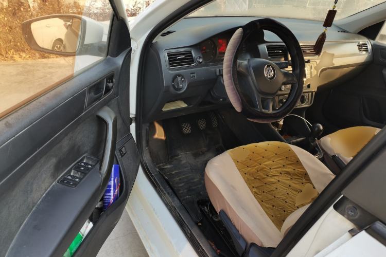 Used Volkswagen Santana 2016 1.4L Manual Fashion Edition Driver Seat