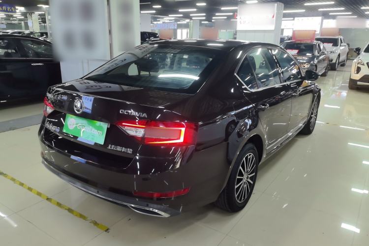 Used Skoda Octavia 2018 TSI230 DSG Luxury Edition
