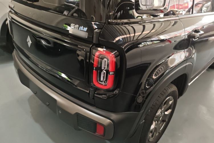 Used Baojun Spark EUV 2025 Flagship Edition 5 Seats Right Rear Taillight