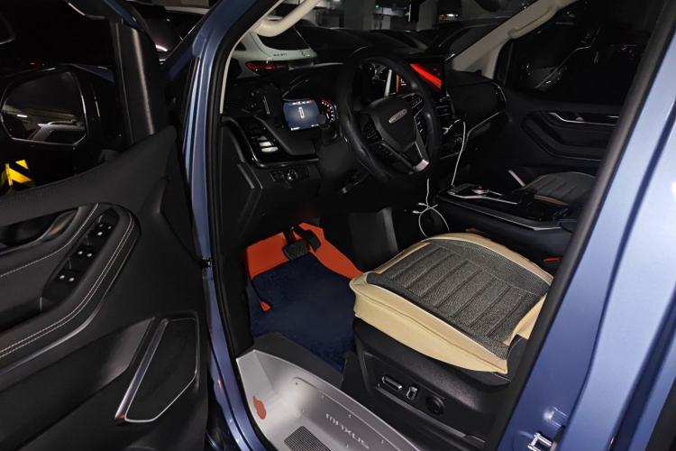 Used SAIC MAXUS G20 2020 2.0T Gasoline Automatic Luxury Edition