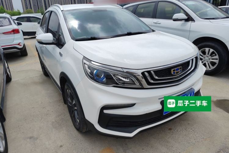 Used Geely Auto Vision X3 2019 Upgraded Model 1.5L CVT Elite Version Front Right 45 Deg