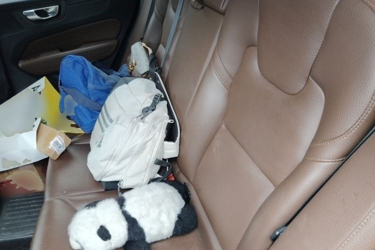 Used Volvo XC60 New Energy 2022 T8 Plug-in Hybrid All-Wheel Drive Smart Luxury Edition
