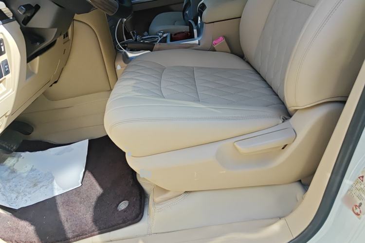 Used Toyota Land Cruiser 
