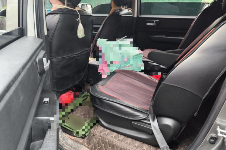 Used Wuling Hongguang PLUS 2019 1.5T Manual Comfort Version 7 Seats
