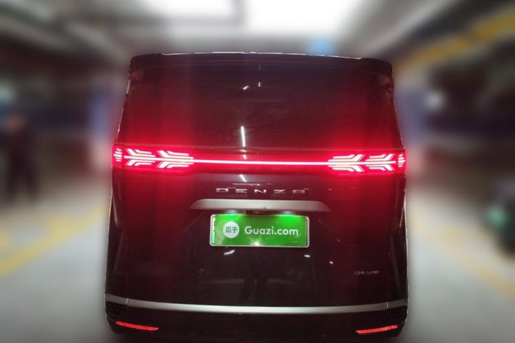 Used Denza D9 2022 DM-i 970 Four-Wheel Drive Prestige Model