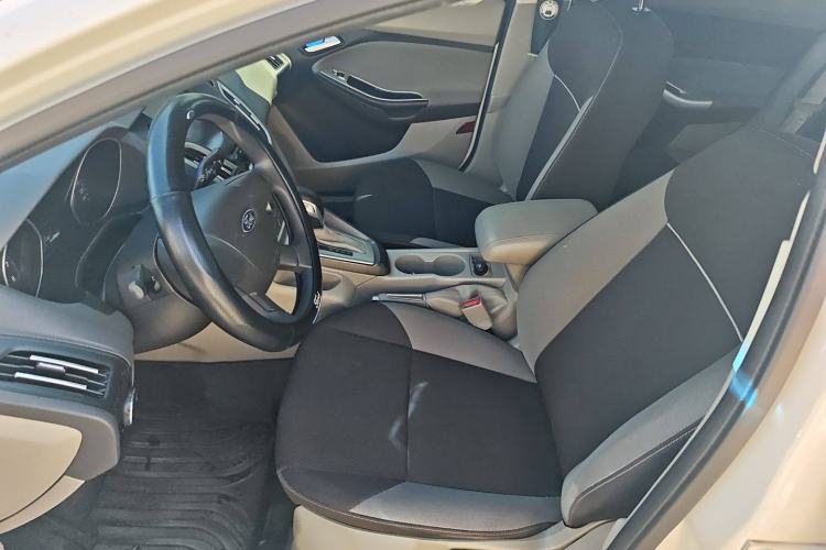 Used Ford Focus 2012 Sedan 1.6L Automatic Comfort Model