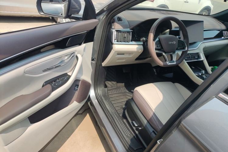 Used BYD Song PLUS New Energy 2025 DM-i 112KM Prestige Model Driver Seat