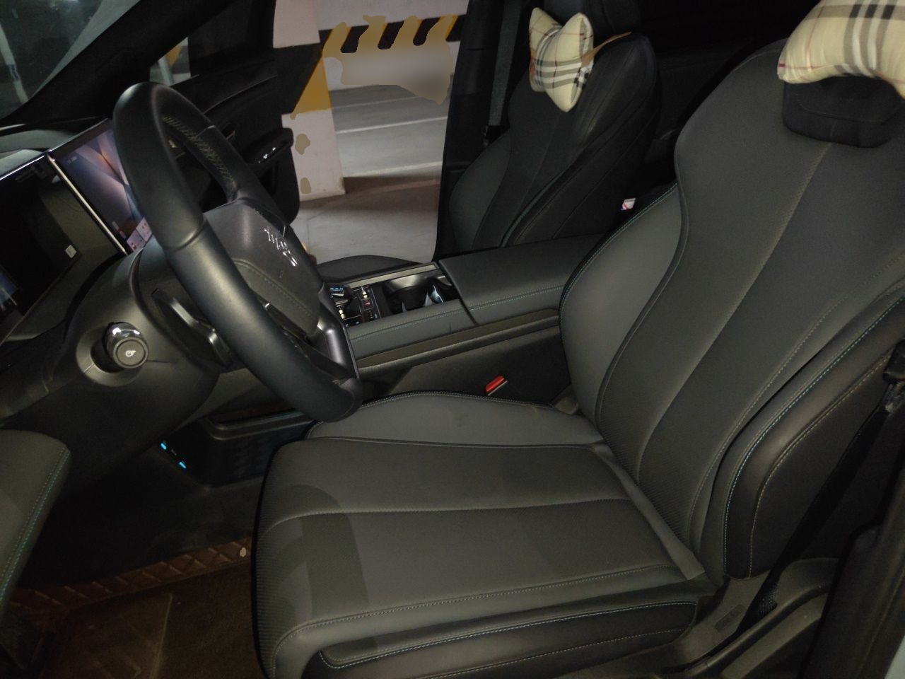 BYD Qin L 2025 DM-i Smart Drive 80KM Leading Model — снимка 15