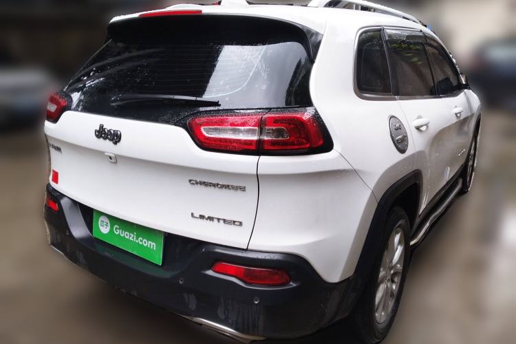 Used Jeep Cherokee 2017 2.4L Leading Edition